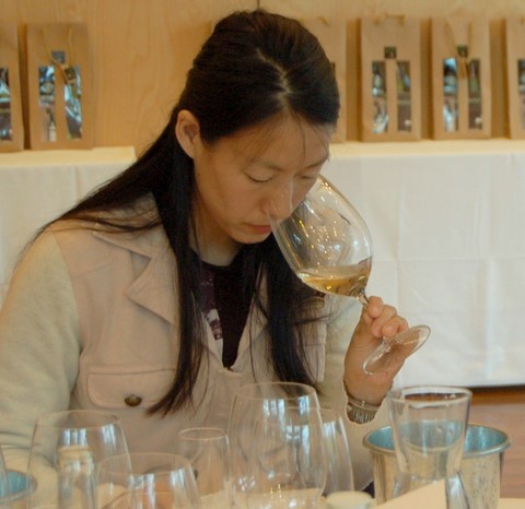 Taiwanese Female  tasting of Rosé Wines